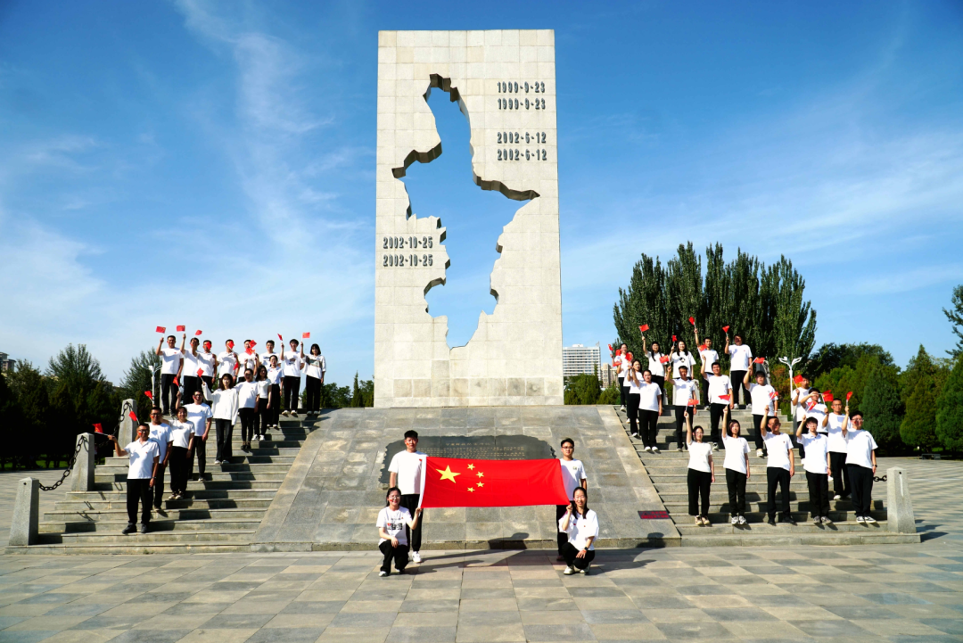 寧夏五建舉辦“與國(guó)同夢(mèng) 共迎華誕”活動(dòng)