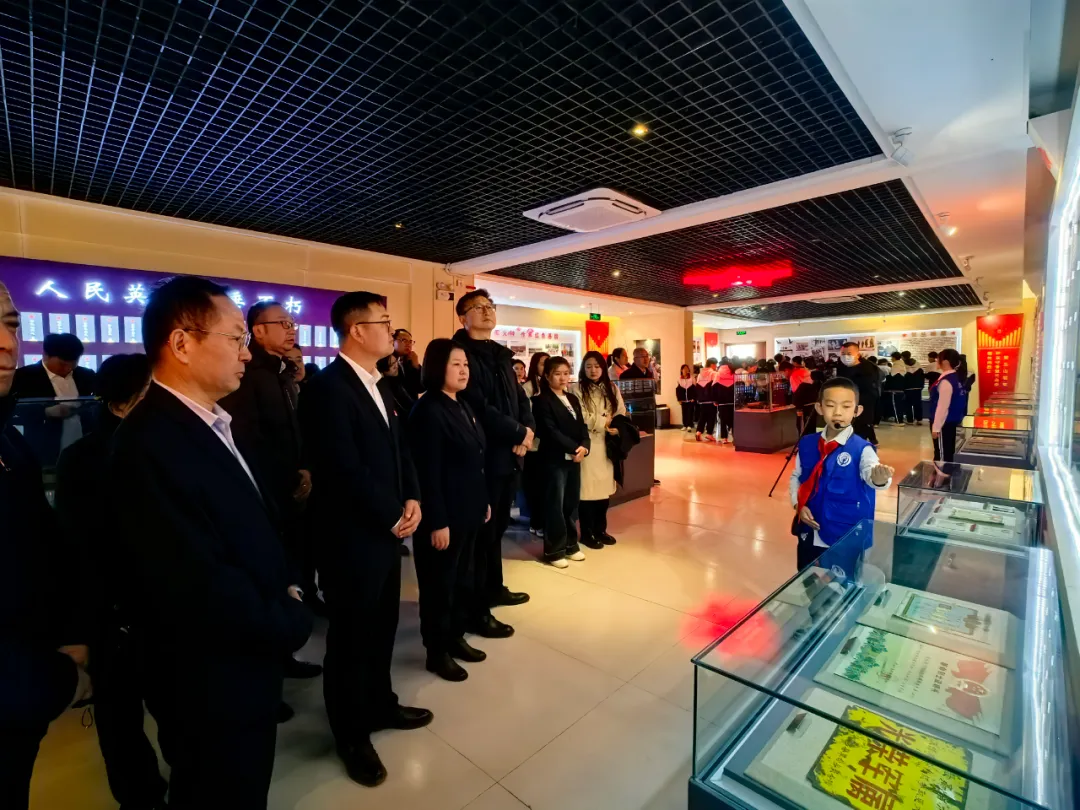 寧夏建工所屬各黨支部開展清明祭英烈活動