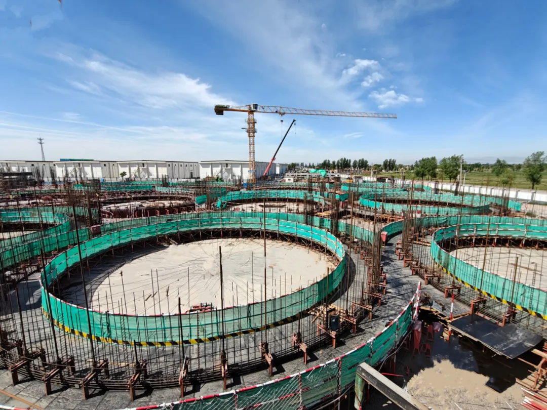 黨建引領聚合力 技術攻關爭先鋒——寧夏首例糧庫淺圓倉項目成功應用滑模技術
